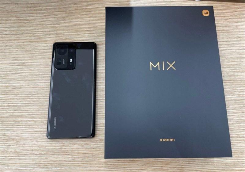 Màn hình không khiếm khuyết của Xiaomi Mi MIX 4. Nguồn: 5M Gadget.