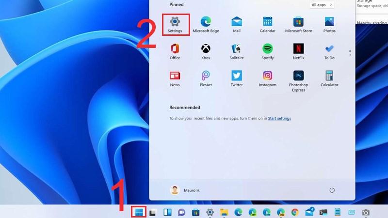 Nhấn v&agrave;o biểu tượng Windows v&agrave; chọn Settings