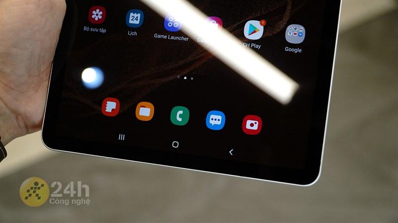 Thiết kế lớn hơn của Tab S8+ thuận lợi cho nhiều nhu cầu giải trí