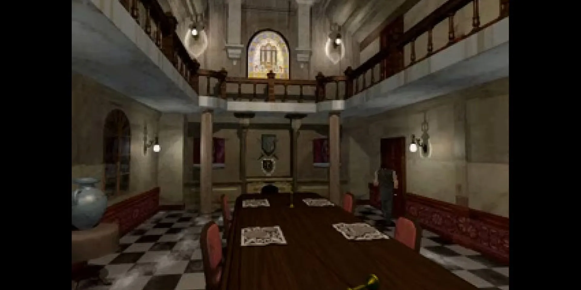 Chris Redfield đứng trong phòng ăn lớn của dinh thự Spencer trong Resident Evil