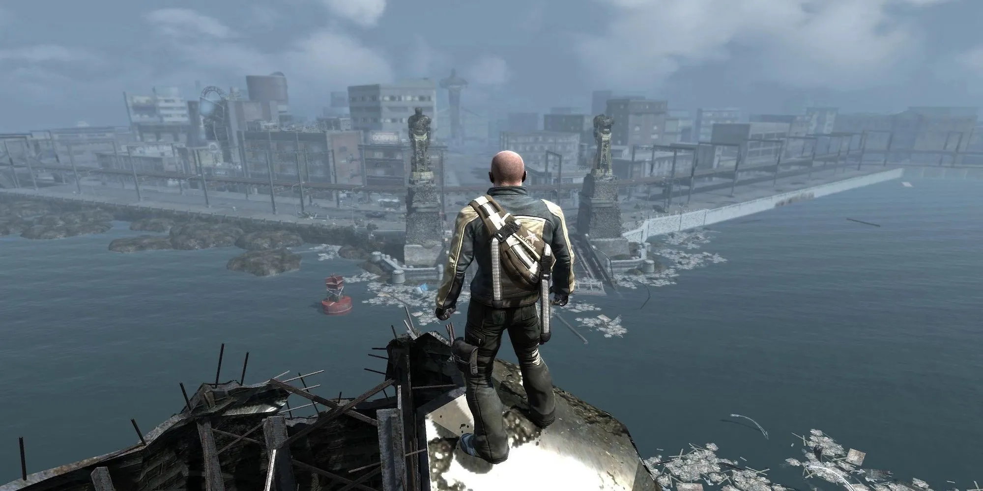 Cole MacGrath nhìn bao quát thành phố Empire City trong game Infamous