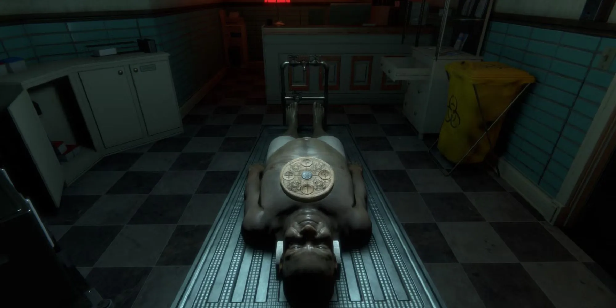 Dấu hiệu bí ẩn trên xác chết trong The Mortuary Assistant, game kinh dị về nghề ướp xác.