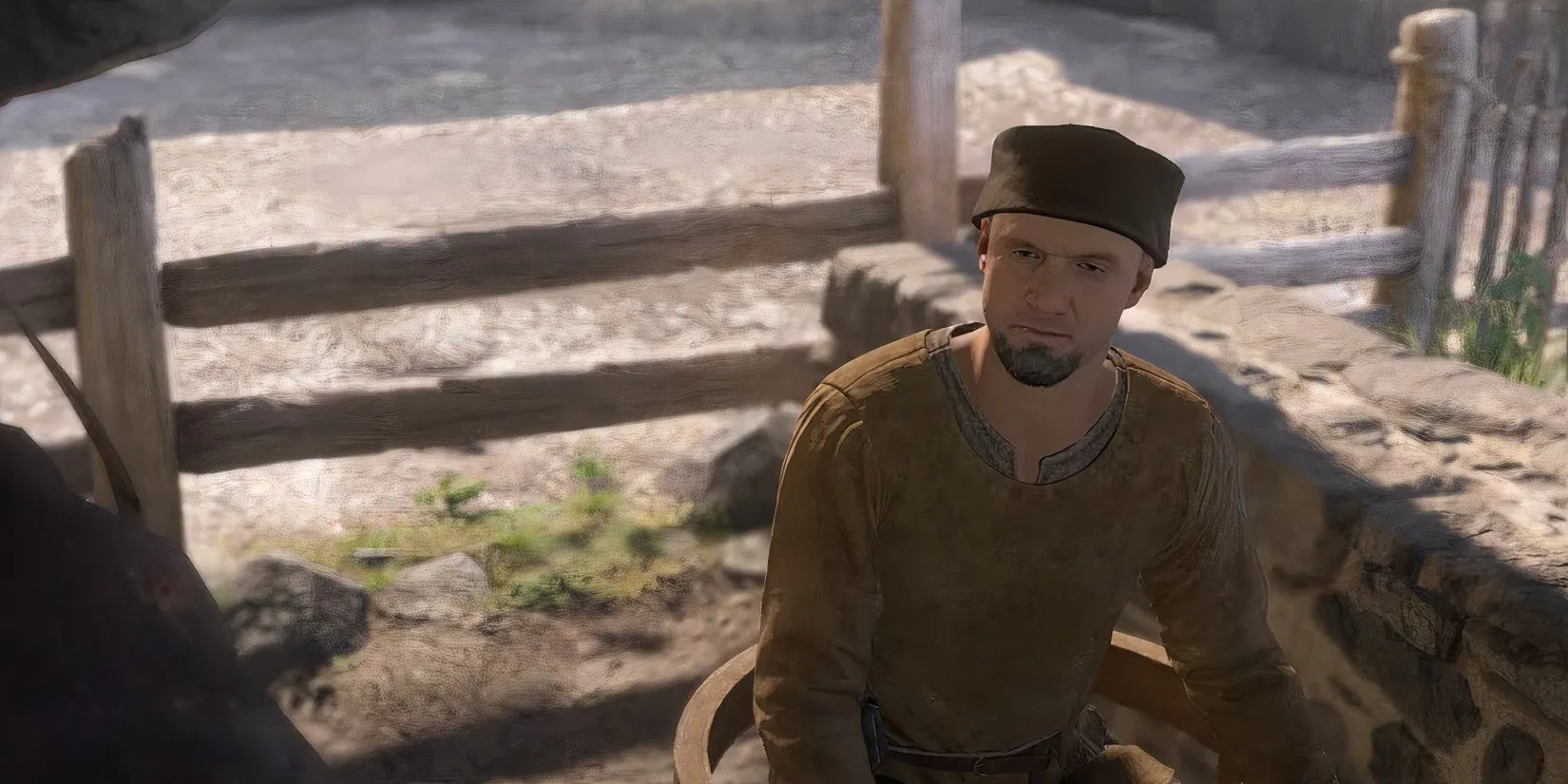 Henry đang nói chuyện với Kvyertsolav trong quán rượu, khởi đầu nhiệm vụ Post Scriptum trong Kingdom Come Deliverance 2.
