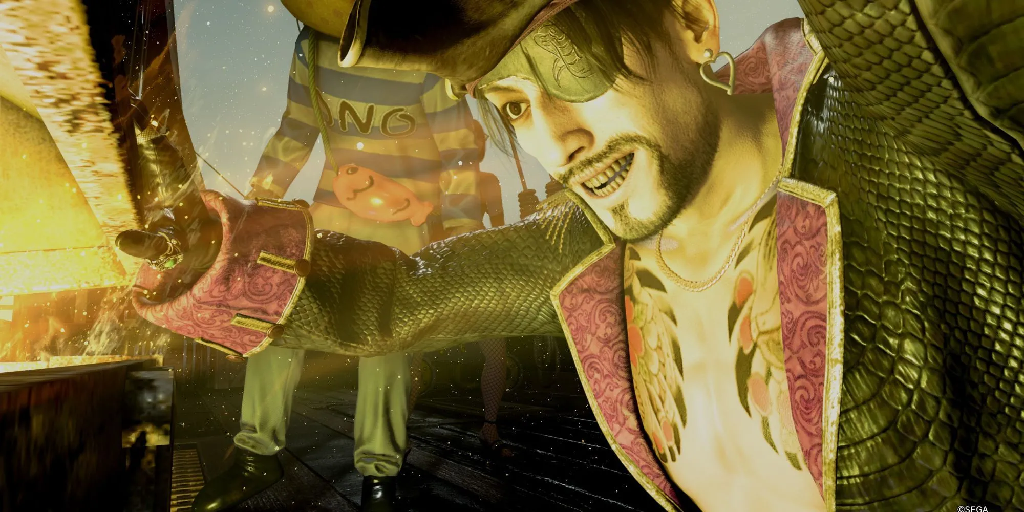 Majima trong Like a Dragon Pirate Yakuza với bộ trang phục tùy chỉnh độc đáo gồm áo khoác da và quần sọc.