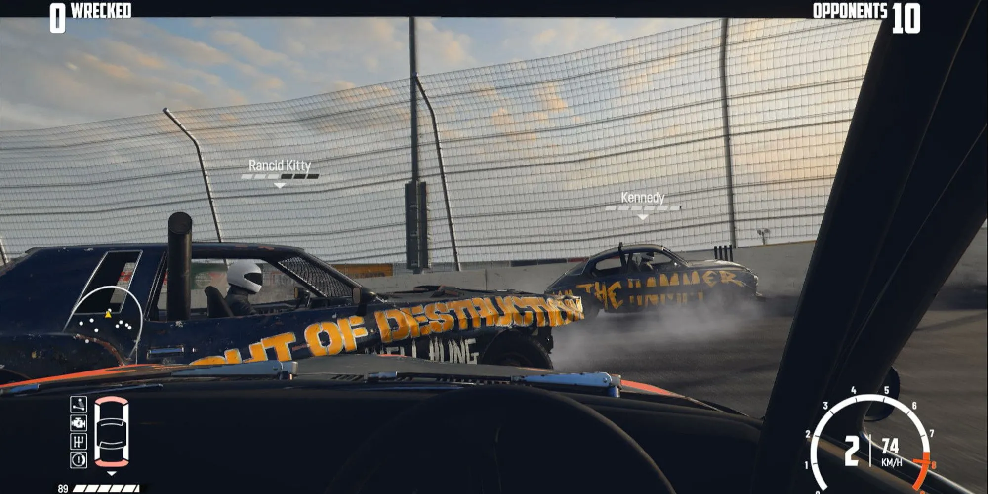 Một trận đua xe hủy diệt Wreckfest với nhiều xe đang tranh đấu quyết liệt