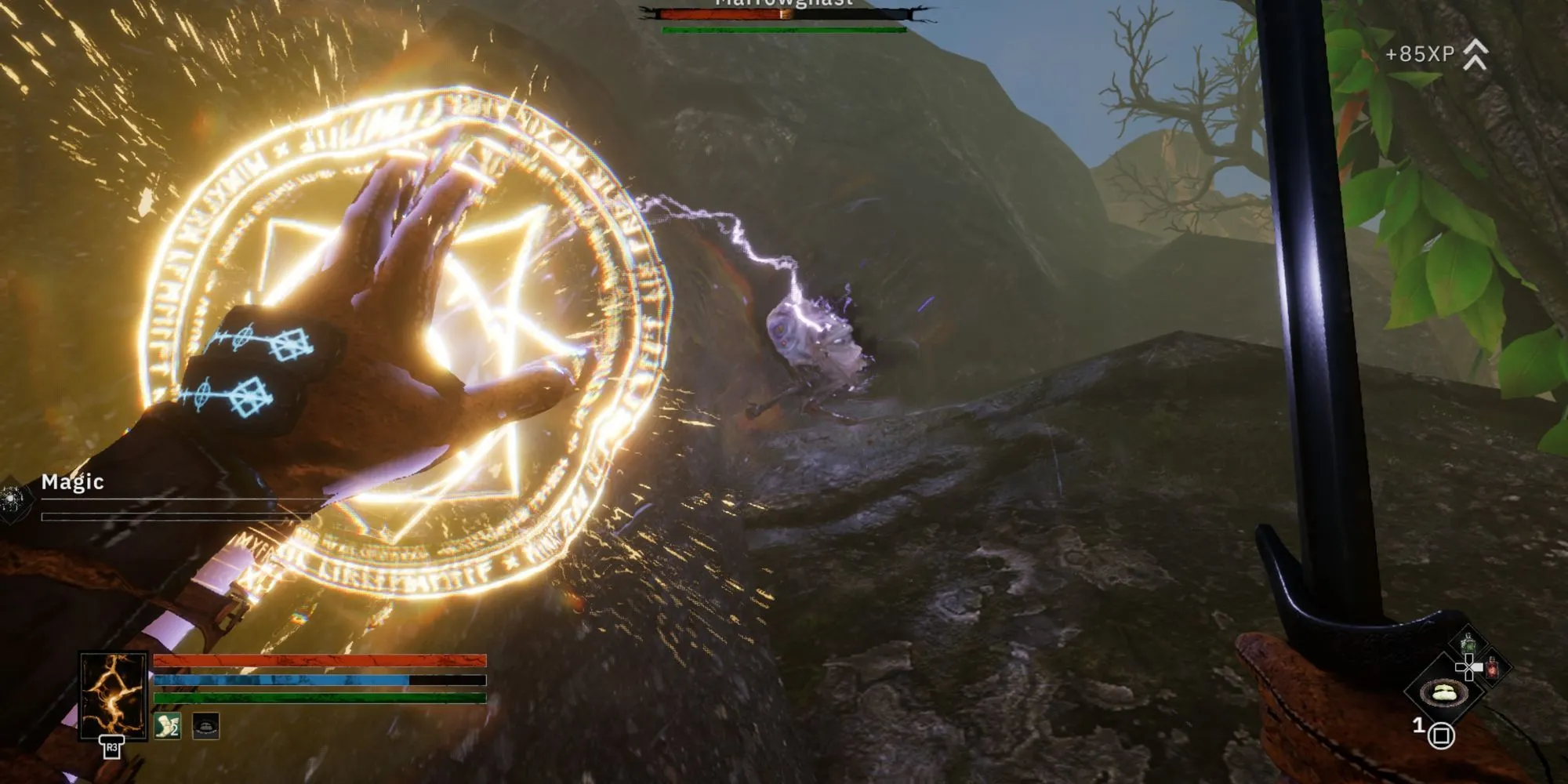 Hiển thị giao diện sử dụng phép thuật Chiêu Nhẹ và Chiêu Mạnh trong game