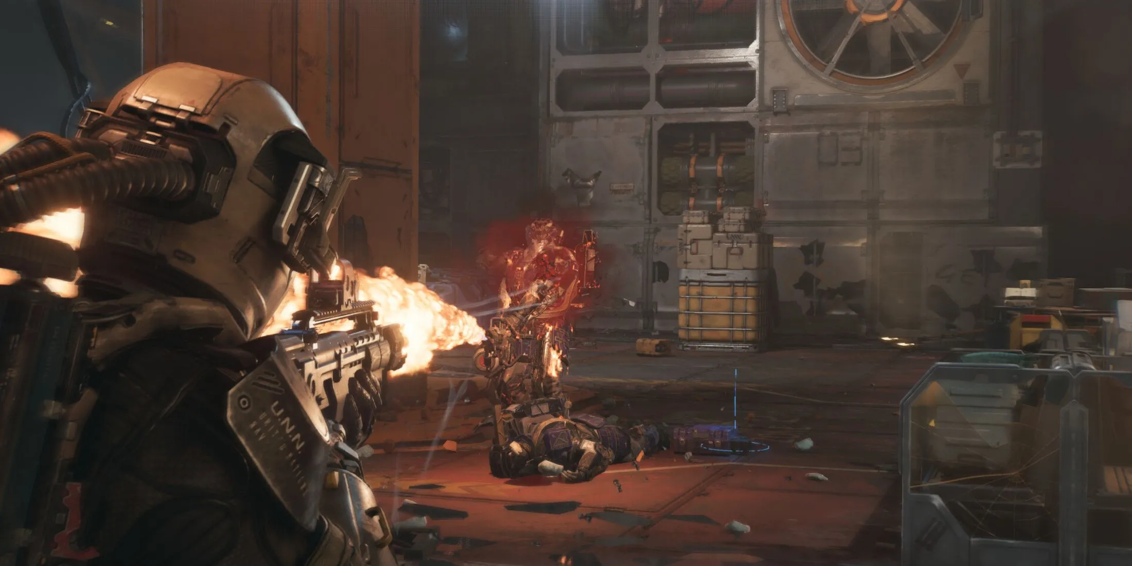 Khoảnh khắc hành động kịch tính, thể hiện lối chơi third-person shooter trong The Expanse: Osiris Reborn.